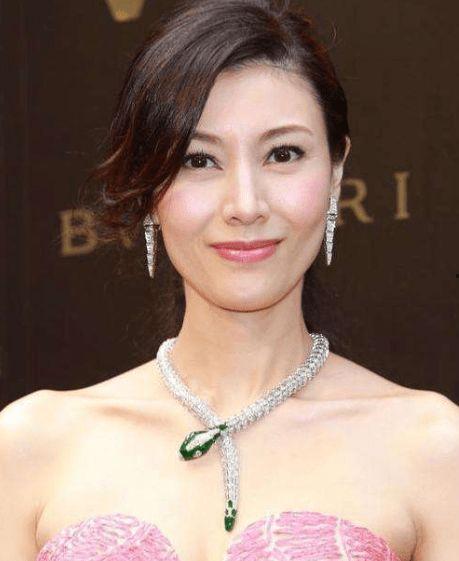 李嘉欣往期爆料视频,往期爆料视频中的惊人内幕  第1张